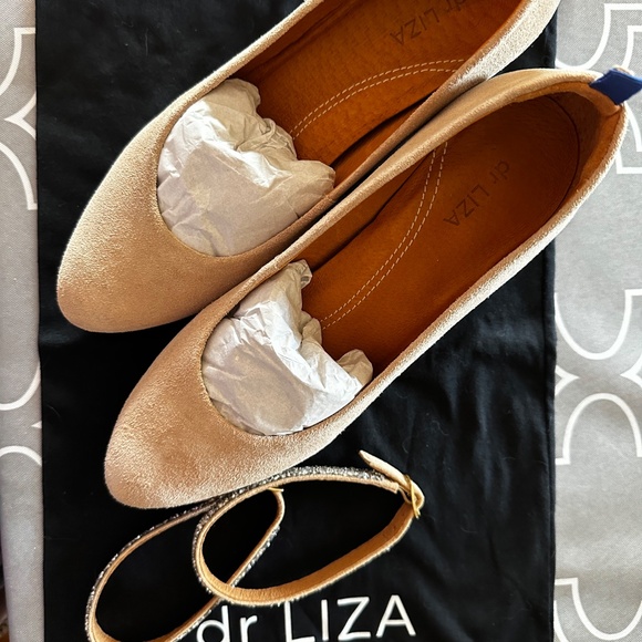 dr LIZA sneaker pump with detachable sparkle strap - GOLDEN SAND SUEDE - Sz 8.5W - Picture 8 of 13